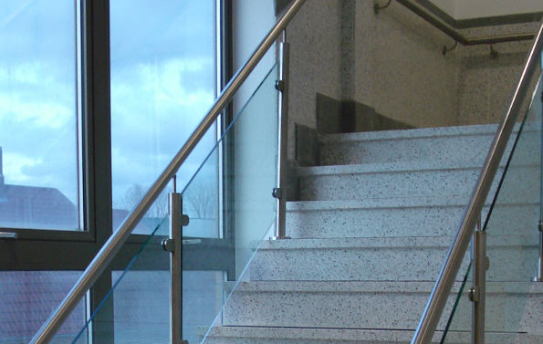 stainless steel staircase handrail