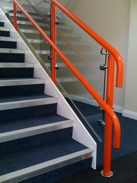 Glazed dda handrail for school