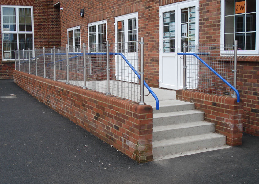 External education handrail for staircase and ramp